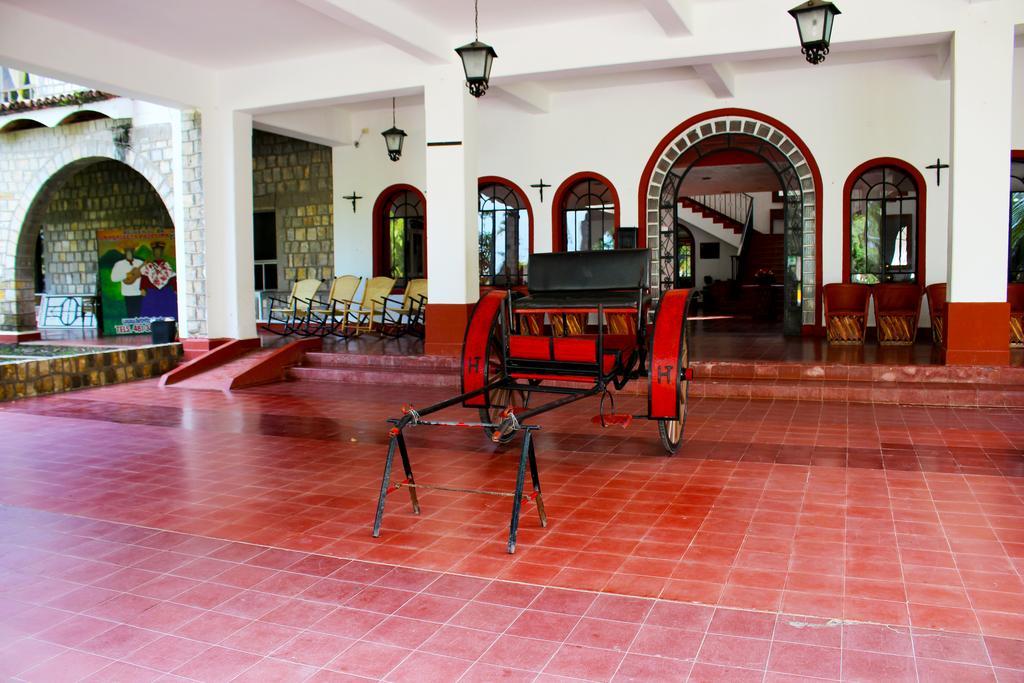 Hotel SPA Taninul Los Puentes Exterior foto