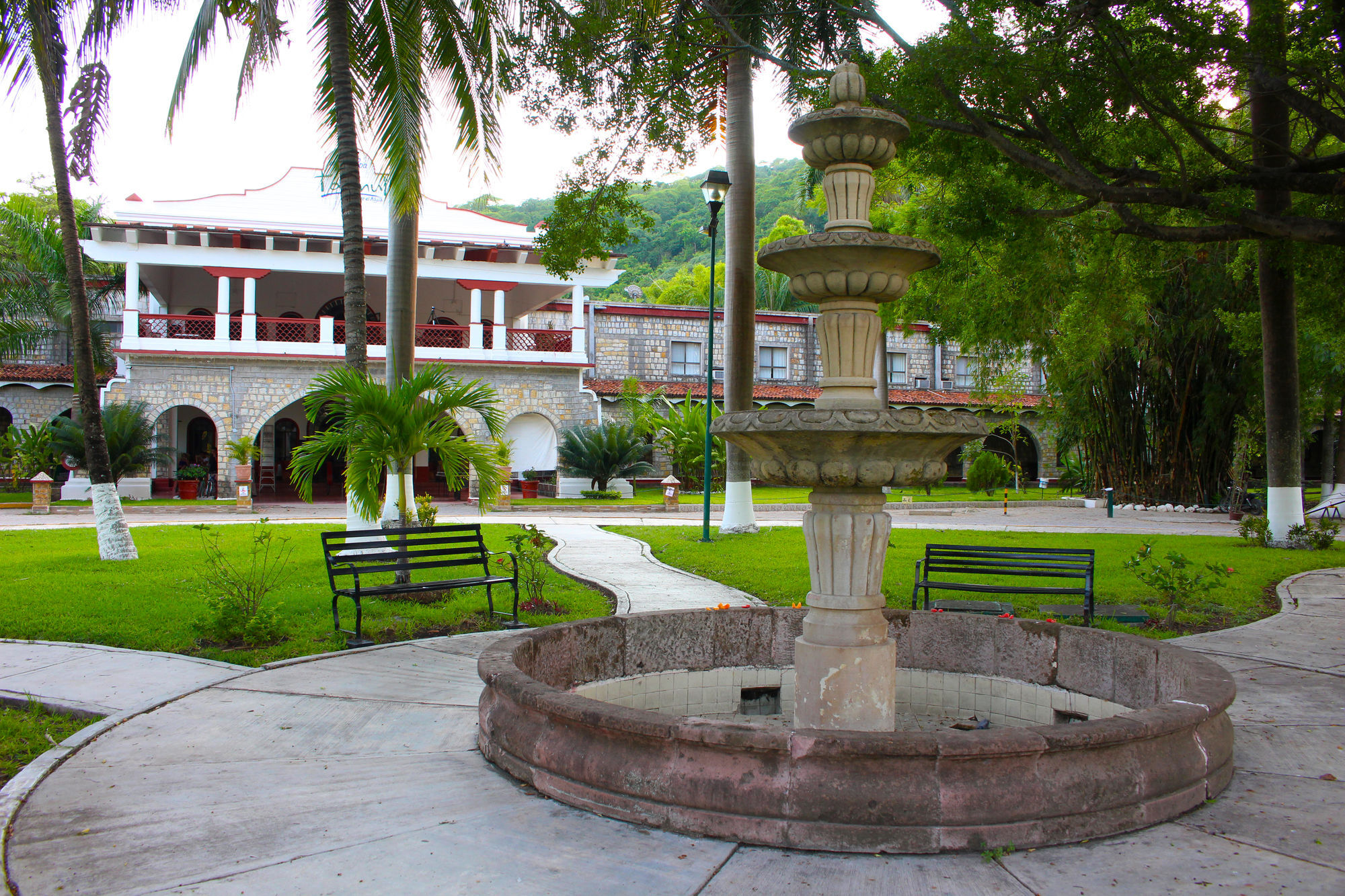 Hotel SPA Taninul Los Puentes Exterior foto